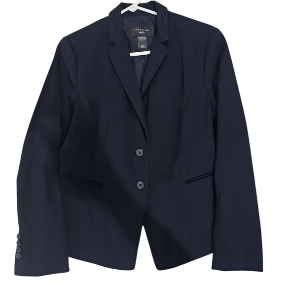Ann Taylor  Notched Two Button Blazer . Size 14P EUC - Picture 2 of 5